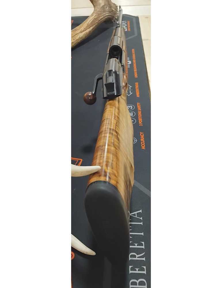 BLASER R8 GAUCHER EN CALIBRE 300 WIN SHORT MAG