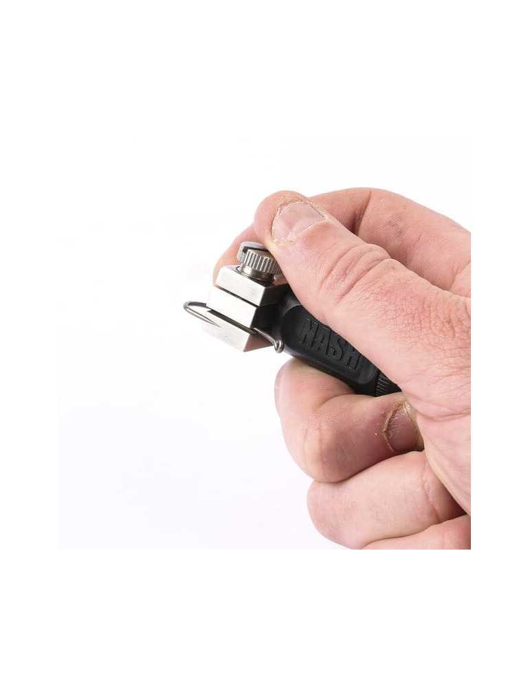 Pince à Hameçons Nash Carp Care Forceps – natusport