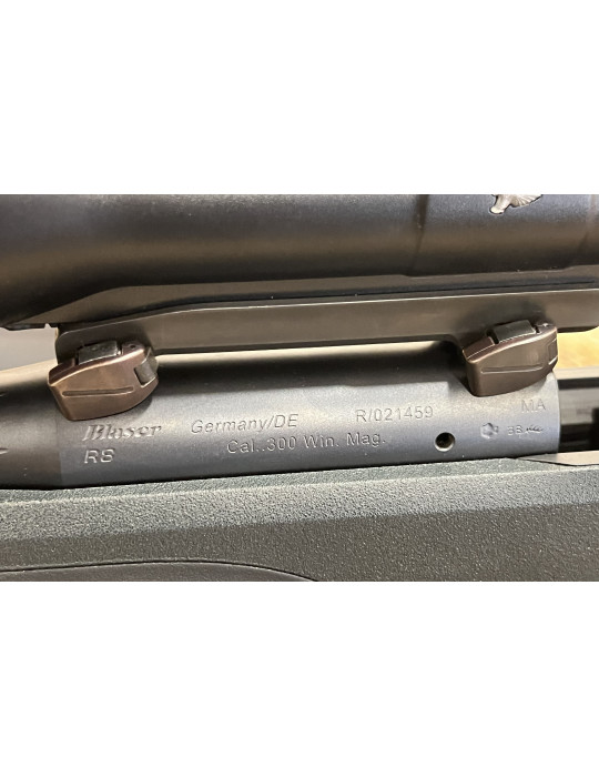 Blaser R8 professionnal en 300 win mag fluté avec swarovski z6i 1.7-10x42 + canon 375 holland & hollande